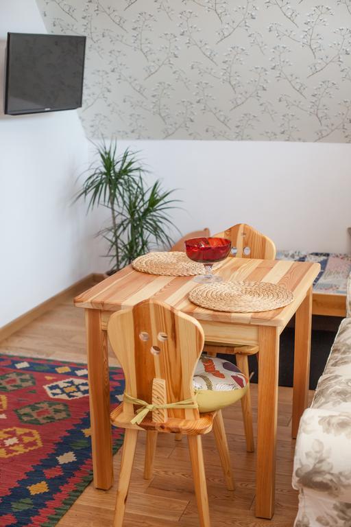 Dom Pod Smokami Apartment บุโควินา ทัตซานสกา ภายนอก รูปภาพ