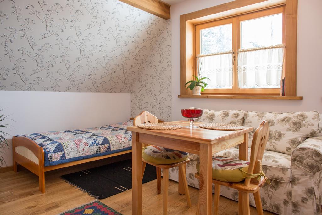 Dom Pod Smokami Apartment บุโควินา ทัตซานสกา ภายนอก รูปภาพ