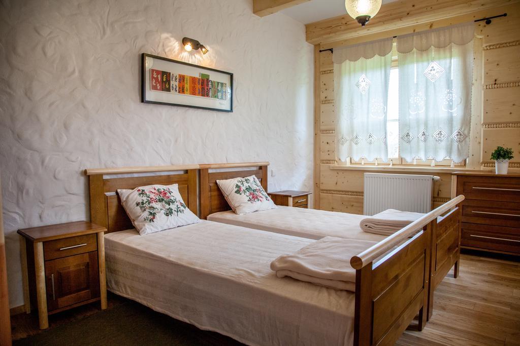 Dom Pod Smokami Apartment บุโควินา ทัตซานสกา ภายนอก รูปภาพ