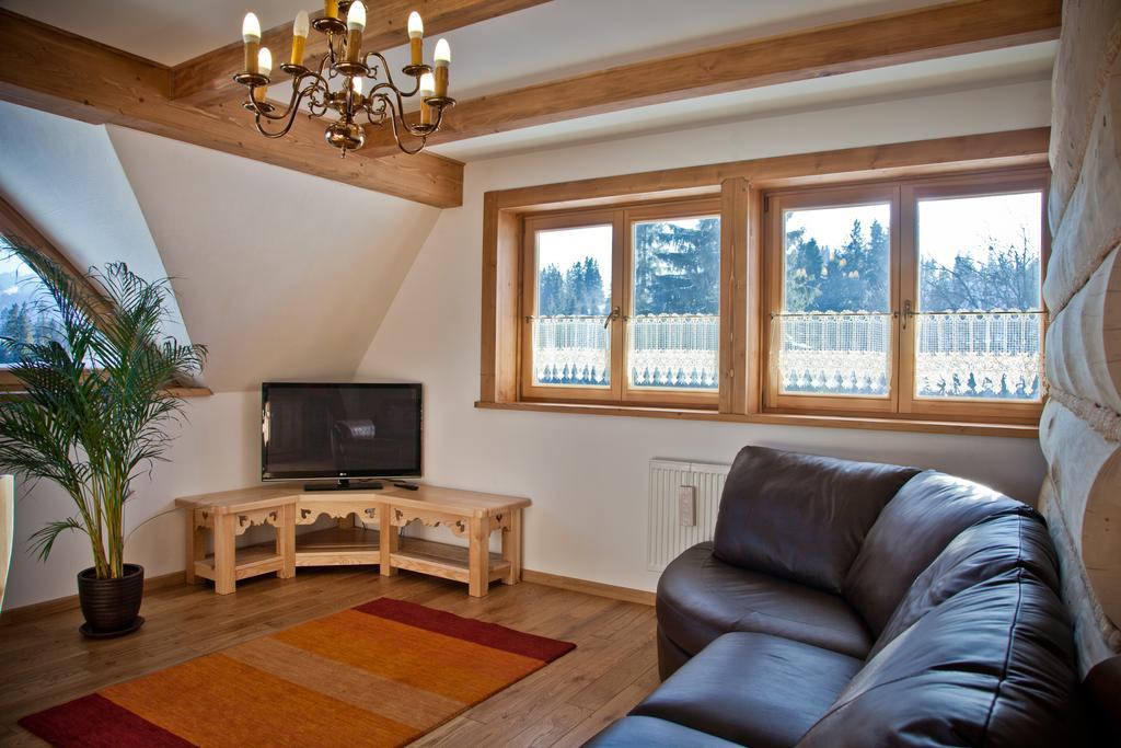Dom Pod Smokami Apartment บุโควินา ทัตซานสกา ภายนอก รูปภาพ